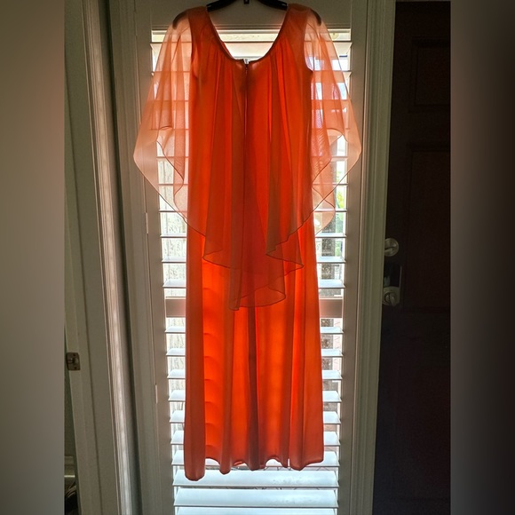Flowy Vintage 70’s Coral Maxi Dress International Ladies Garment Workers Union - Picture 4 of 15